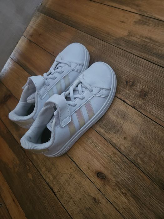 Адидас отлични 31 номер