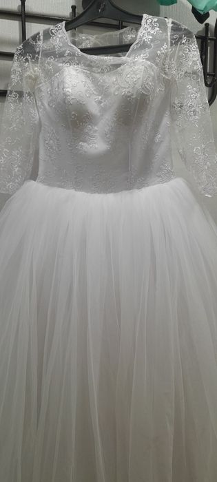 Продаётся св.платья