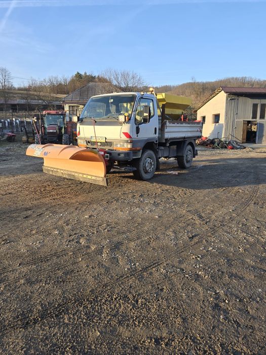 Camion basculabil 4x4