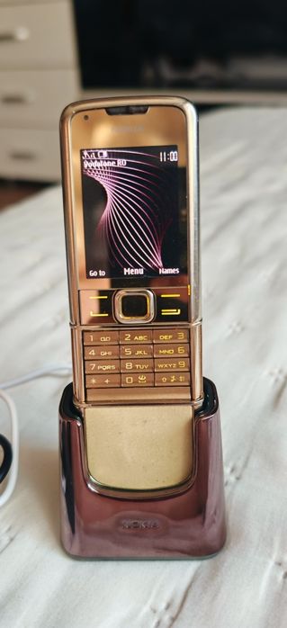 Vând  Nokia 8800 arte gold