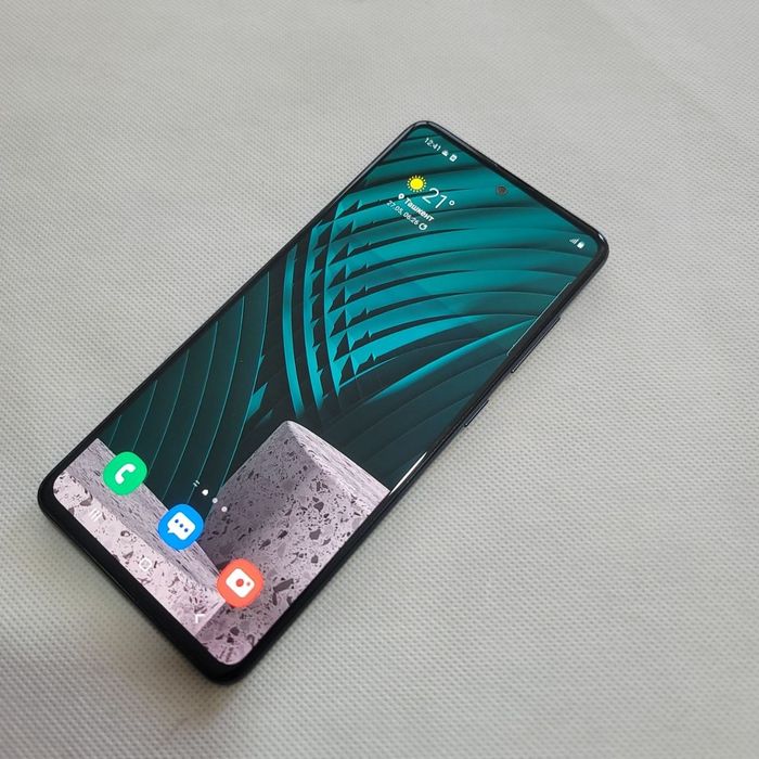 Samsung A51 dastavka bor