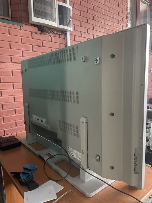 Продам Телевизор Philips