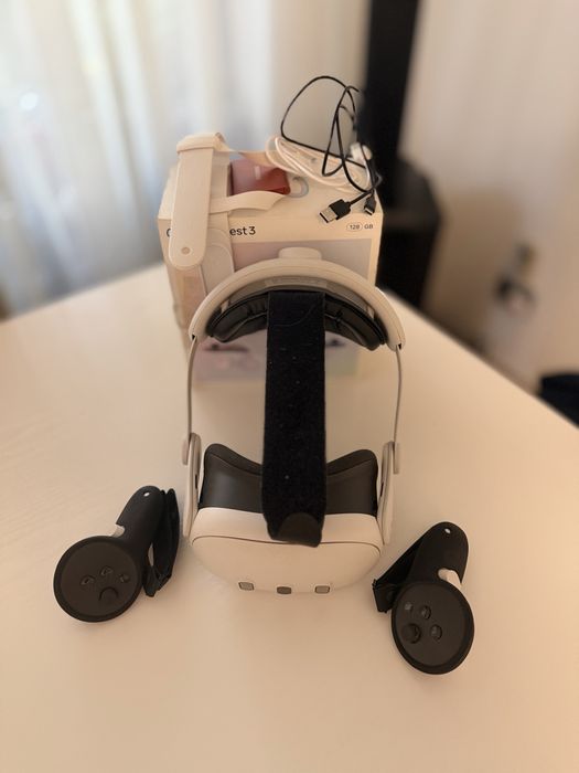 Oculus Quest 3 128 GB + STRAP +jocuri instalate +USB stik 500  jocur