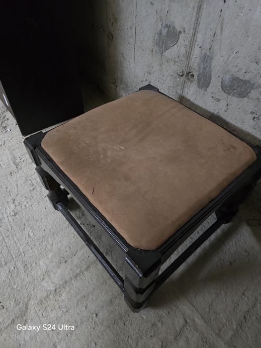 Обзавеждане столове и шкафове