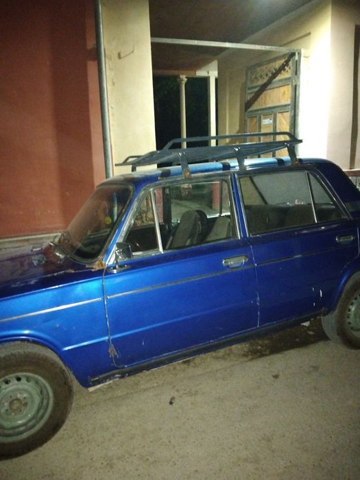 Vaz 2103 sotiladi