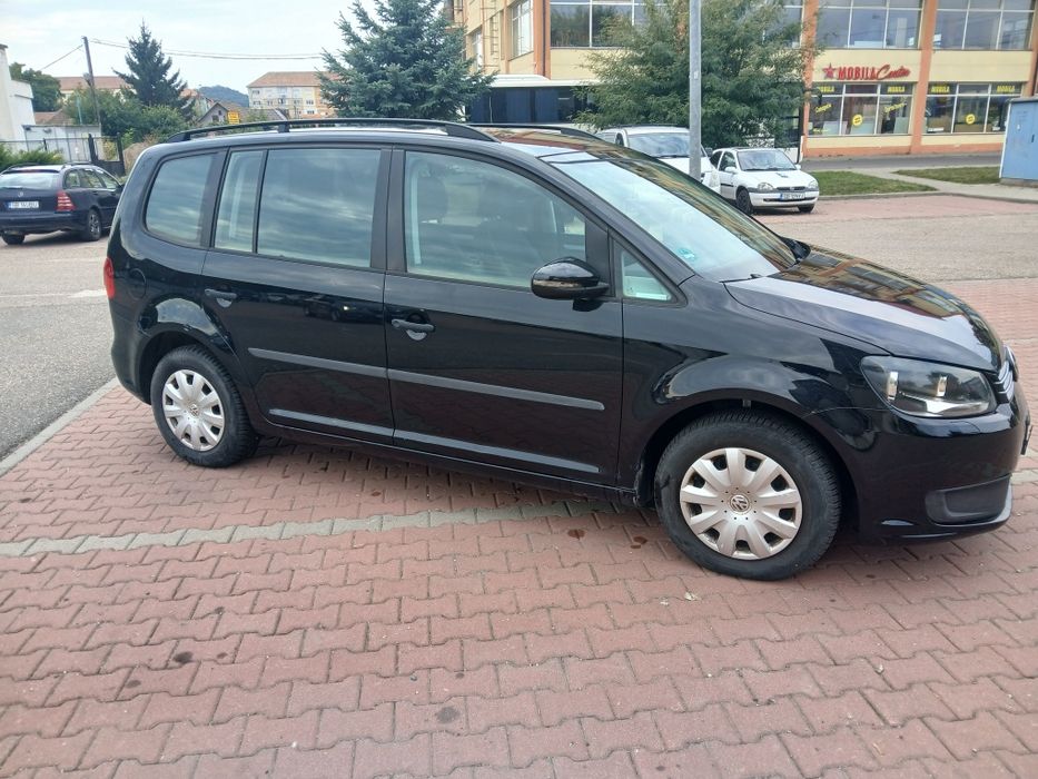 Volkswagen Touran 1.6 105 cai Cayc 6 viteze Facelift Propietar