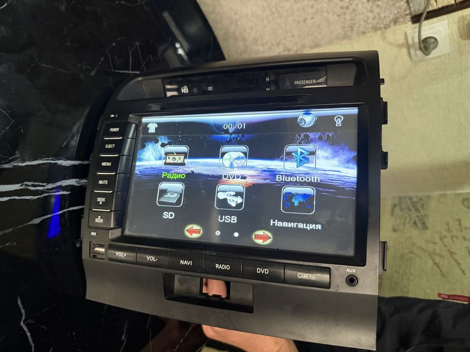 * TOYOTA Land Cruiser 200 штатная магнитола с большим экраном