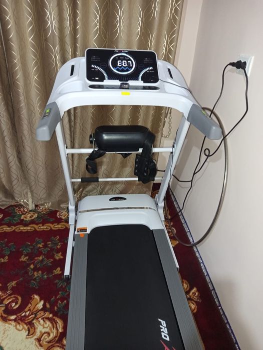 Беговая дорожка новая 120 кг вес