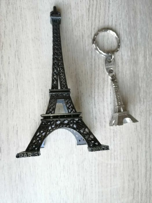 Нож, ключодържатели, броеница, сувенири