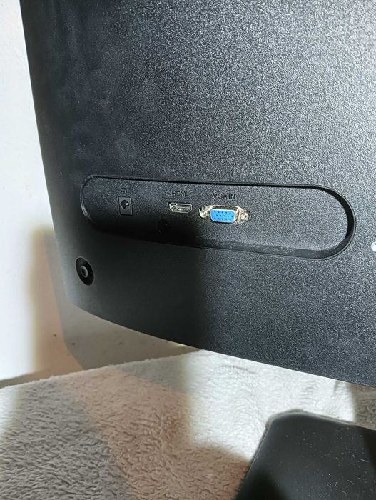 Monitor acer 24,5 inci 100hz