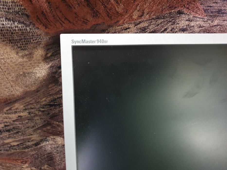 2 Монитора samsung, 1 benq