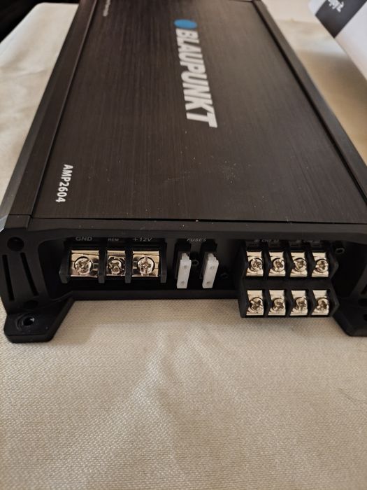 Усилитель 4х канальный