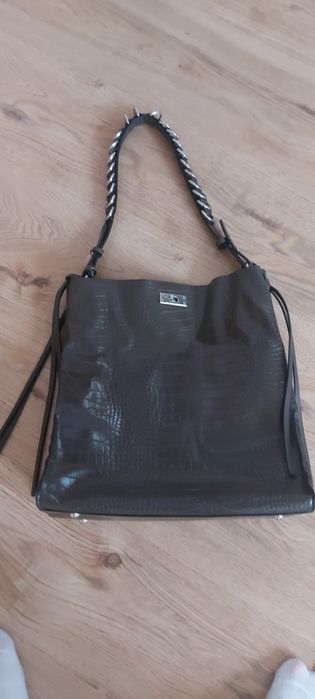 Дамска чанта, кожа, две отделения