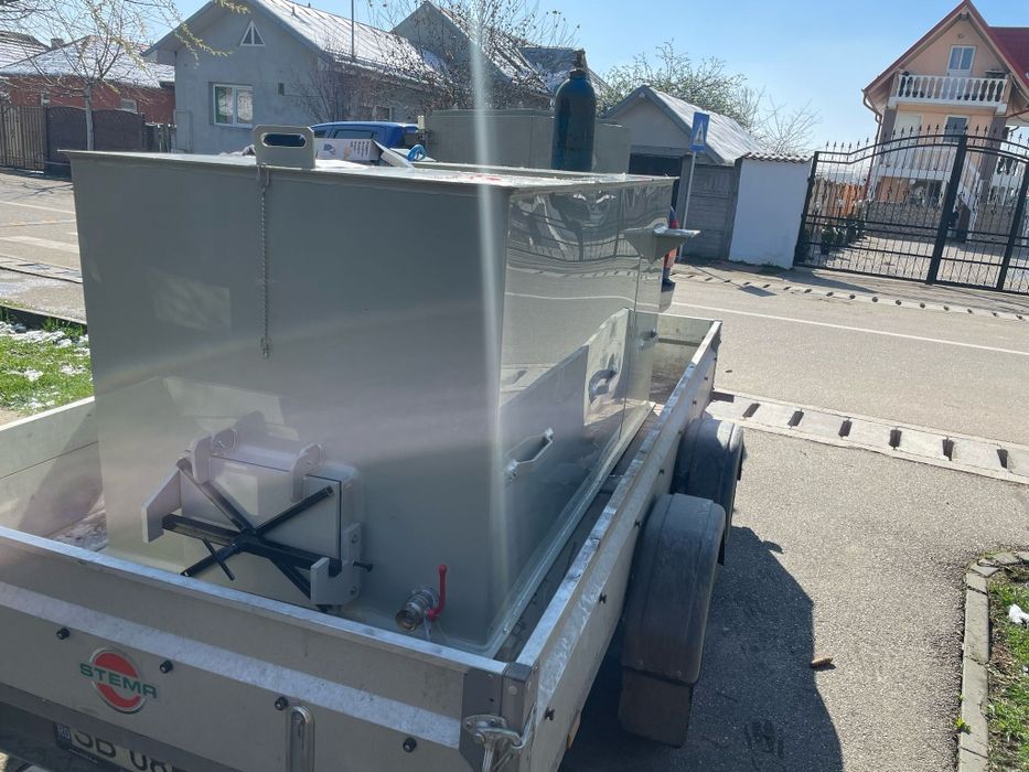 Cuve piscicole ,hidrobioane transport pește viu