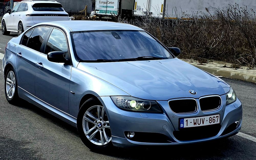 BMW E90 Facelift berlina 2010