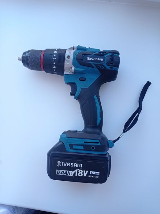 Продам шруповерт на аккумуляторе