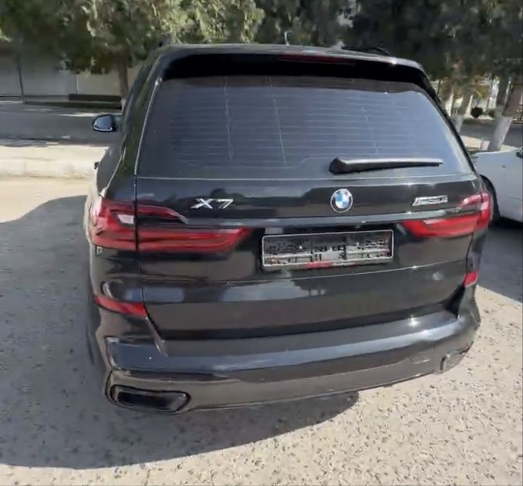 BMW X7 Xdrive 50i 2019 год