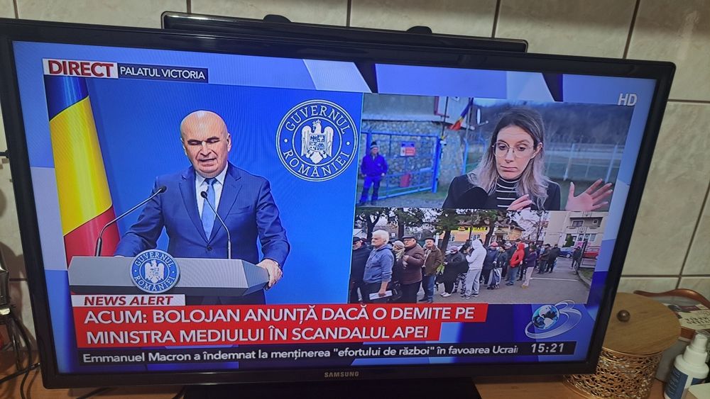 Vînd televizor Samsung-81cm