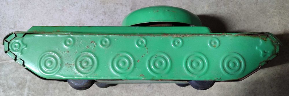 Продам игрушку танк периода СССР.