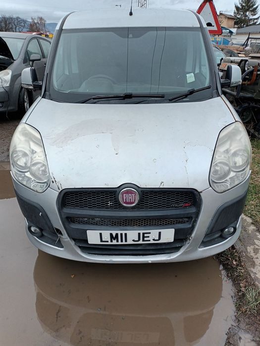 На части Fiat Doblo 1600 кубика мултиджет 2011 година