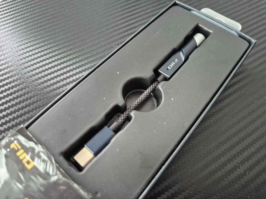 Усилвател за слушалки FiiO KA11