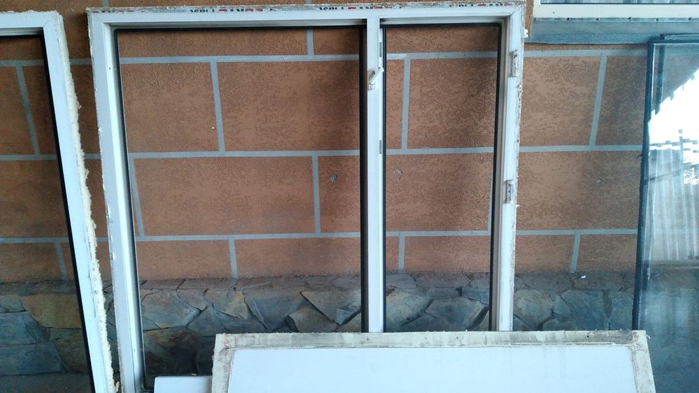 Окна, подоконники, шторки