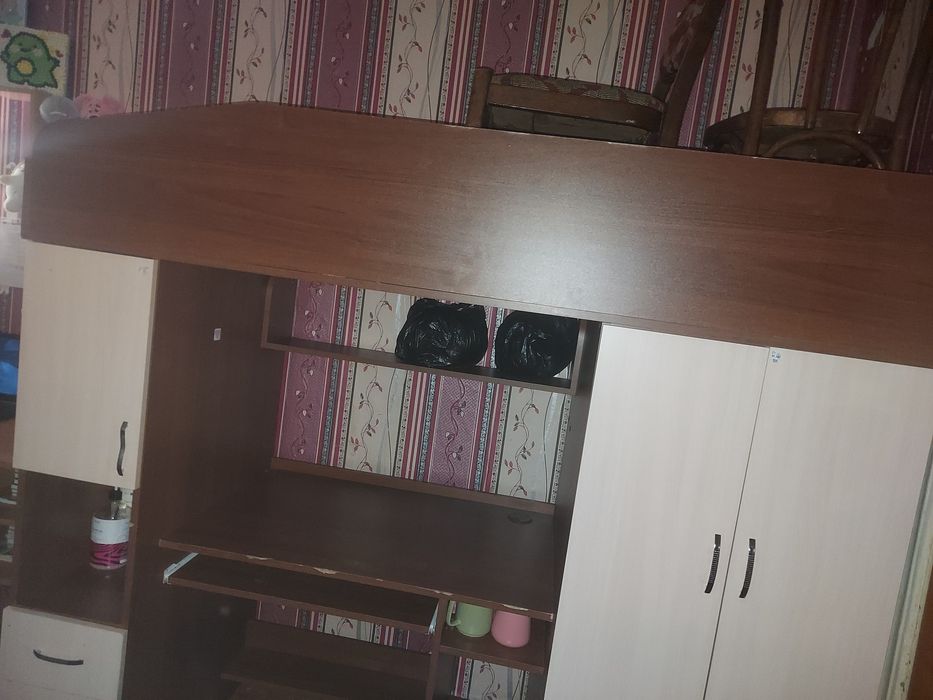 кровать двухъярусная