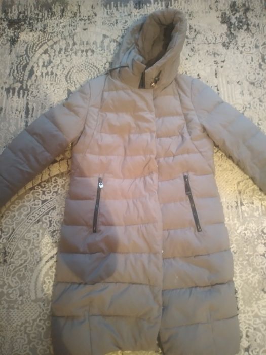 Продам женский пуховик