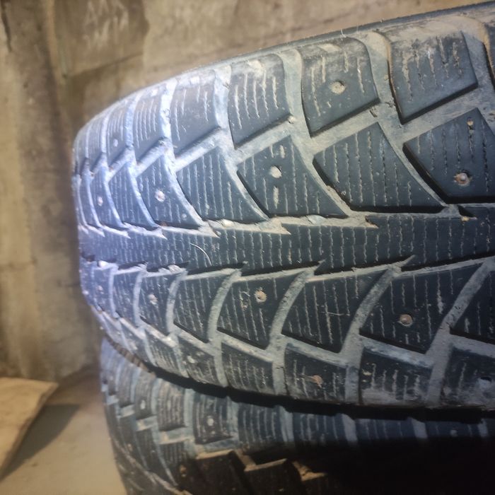 Продам зимние шины