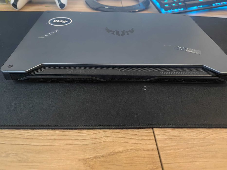 ASUS TUF A15 FA506IV (Ryzen 7 4800H / RTX 2060 / 16GB RAM / 1TB SSD)