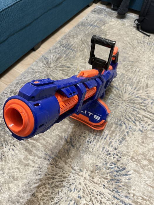 Автоматический бластер Nurf Elite