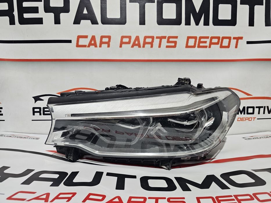 Far stanga led adaptiv Bmw Seria 5 G30 G31 cod 7439209-01