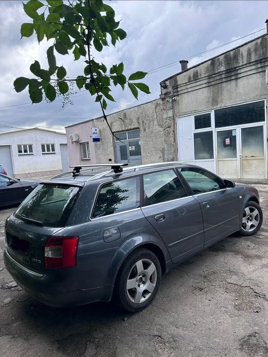 Audi A4 B7,an 2005,motor1.9(BKE) , 116CP, întreținută, distribuție schimbată recent.
