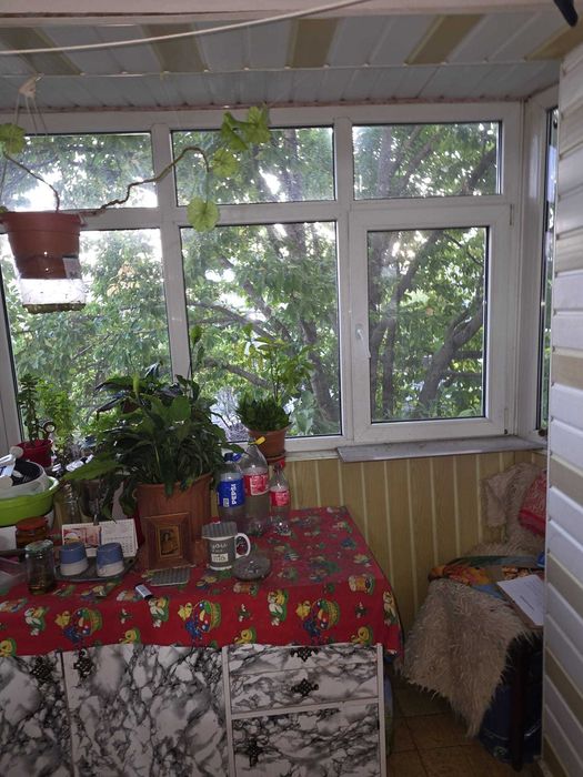 Schimb apartament cu 3 camere cu apartament cu 2 camere plus diferenta
