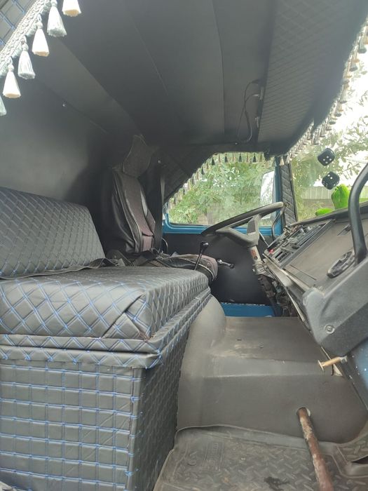 Продам  грузовик