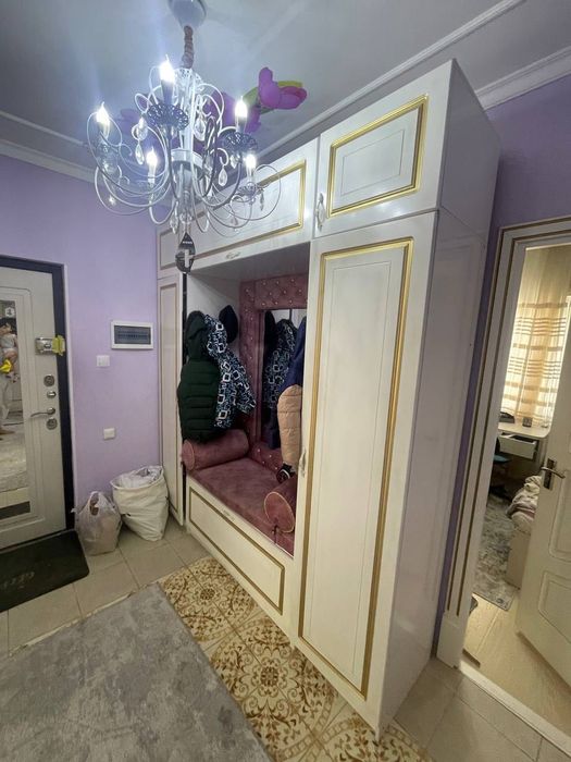 Шкаф для прихожей