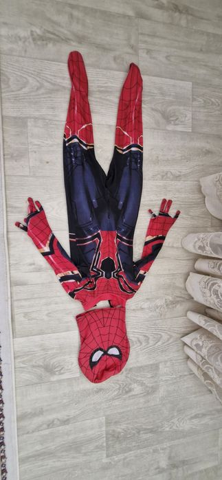 Костюм человек паук