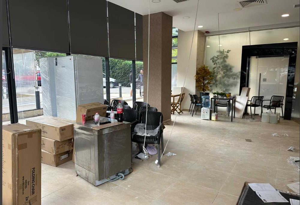 Дава се под наем Офис в Варна, Младост 1 - 122 кв.м за 915 € - Снимка #2