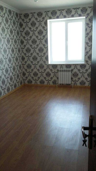 СУПЕР ЛОКАЦИЯ!Дружба новостройка 2 хона,65м2 квартира сотилади!КИРПИЧ