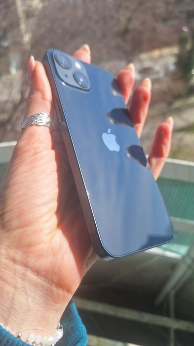 Iphone 13 128gb безупречен