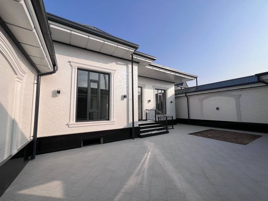 Уч кахрамон постидан кирганда Хожи ота махалласида 2,88 сотих 1 этаж