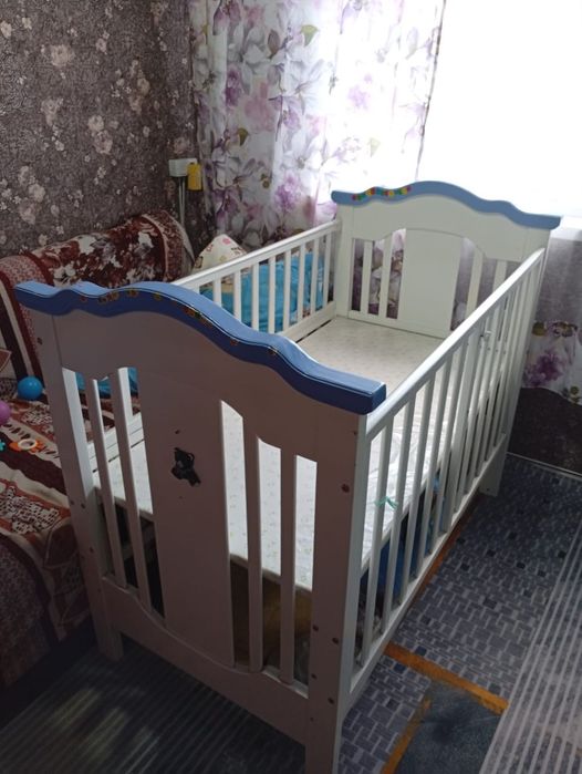 Детская манеж продам