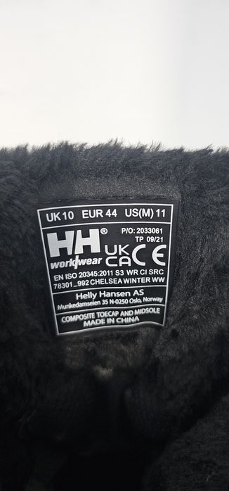 Halley Hansen 44 îmblăniți