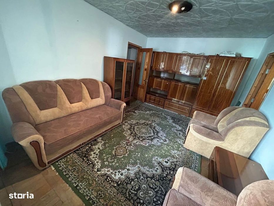 De inchiriat apartament 2 camere, zona scolii nr.1,mobilat si utilat