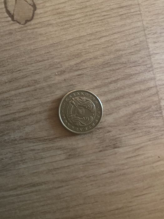 Продам монету , 10 тиын