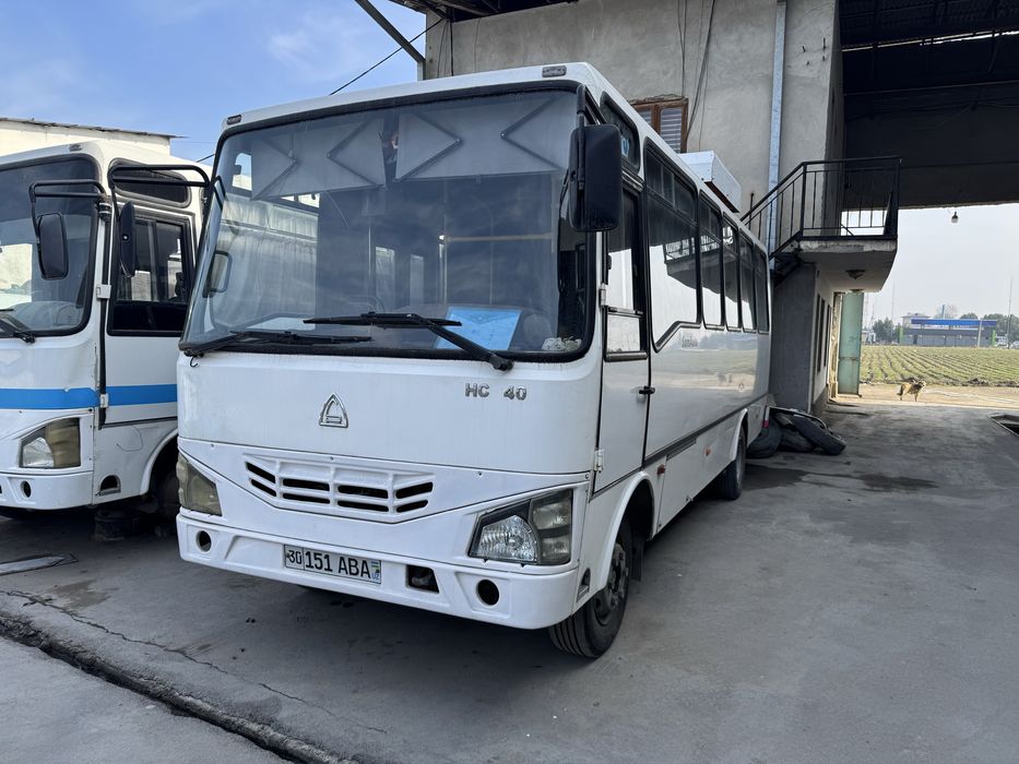 Автобус Исузу Isuzu