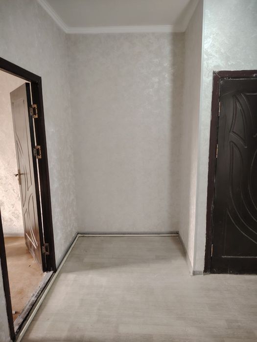 Продается квартира в Янгиюле (Гульбахор)