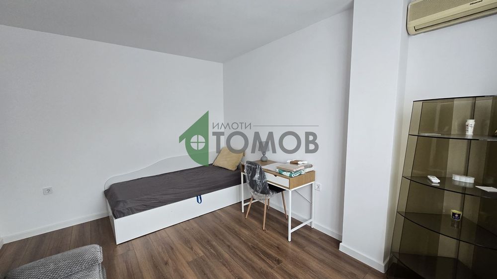 Дава се под наем Тристаен апартамент в Стара Загора, Център - 86 кв.м за 398.82 € - Снимка #6