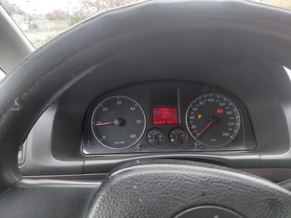 Vand VW Touran 1.9tdi