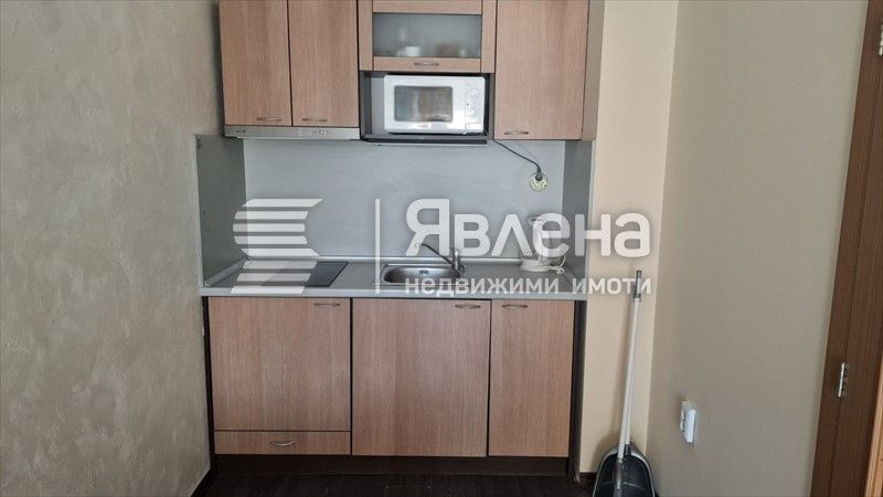 Продава се Двустаен апартамент в к.к. Слънчев бряг - 67 кв.м за 926 €/кв.м - Снимка #8